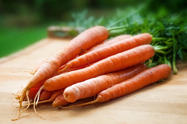 carrots-1851424_640.jpg