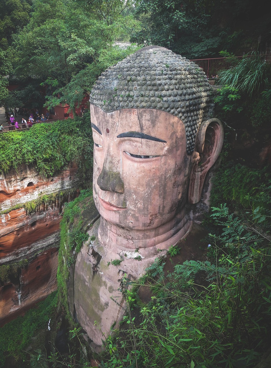 c9c8e9fe554633a5476cb7bd195cf9dc_leshan-giant-buddha-699105_1280.jpg