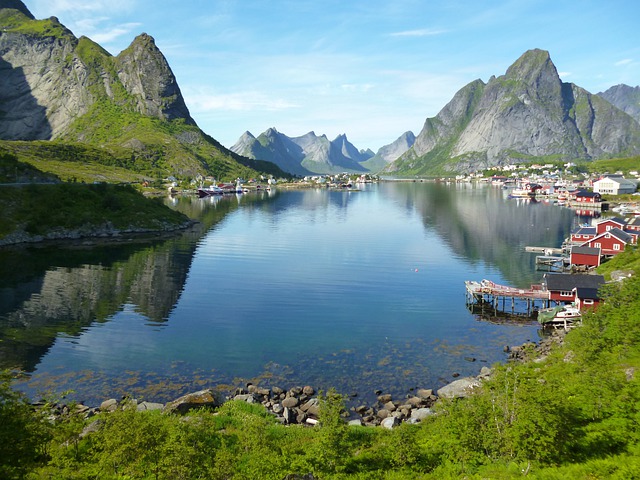 97e237023598a0d5fb5d857e51b90a79_lofoten-7883797_640.jpg